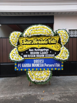 Papan Bunga Duka di Batu Tanjung